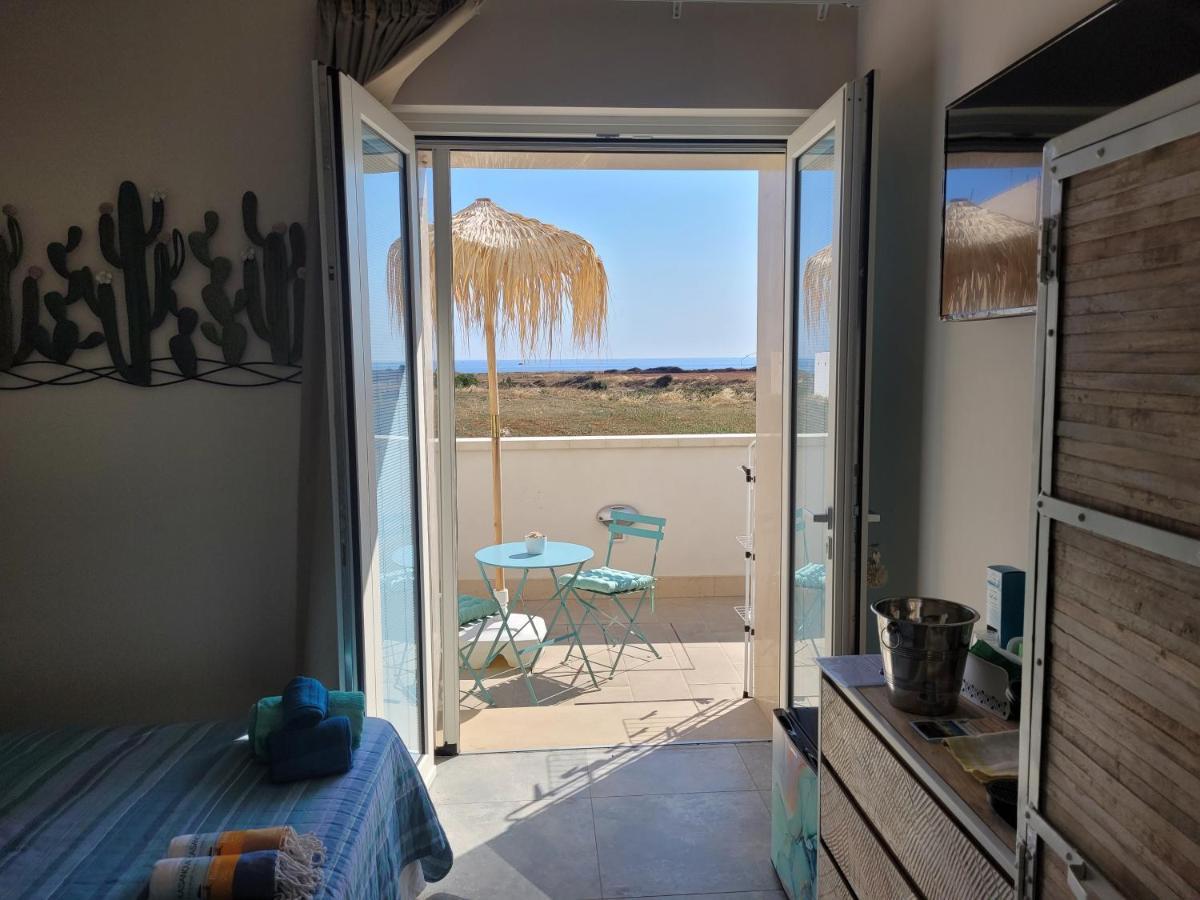 Cala Paradiso Монополи Экстерьер фото