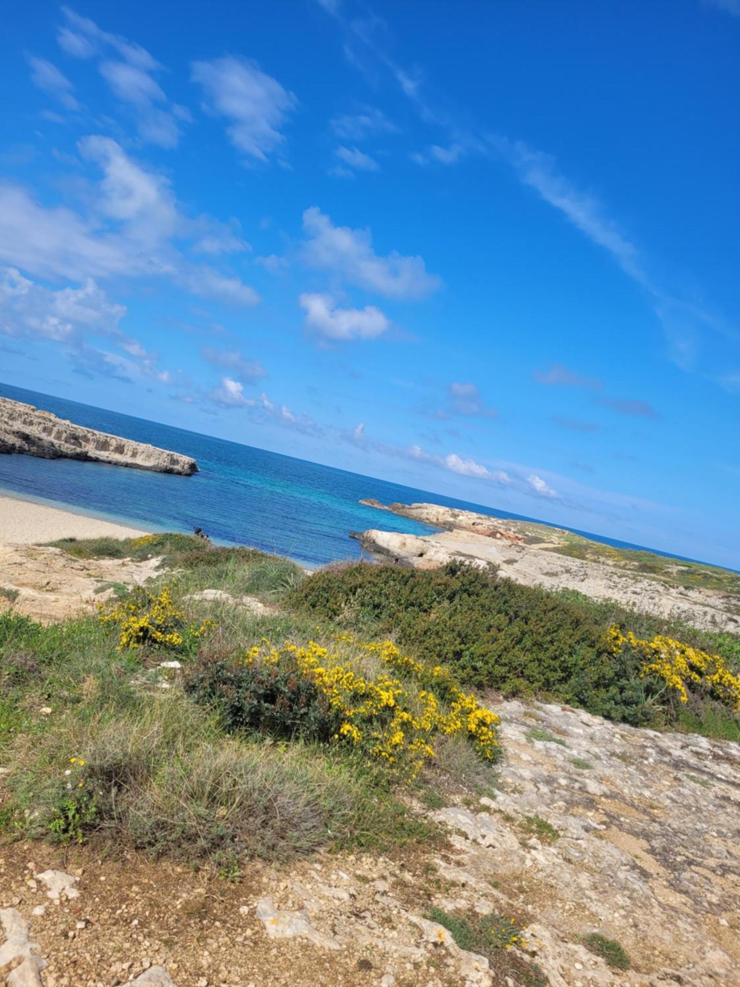 Cala Paradiso Монополи Экстерьер фото