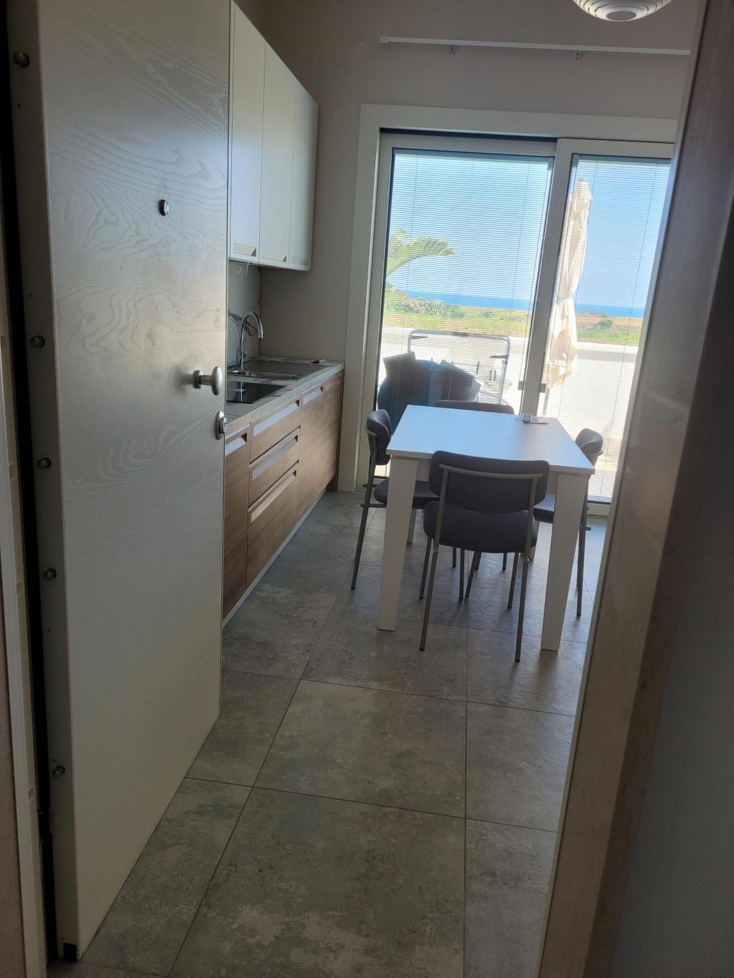 Cala Paradiso Монополи Экстерьер фото